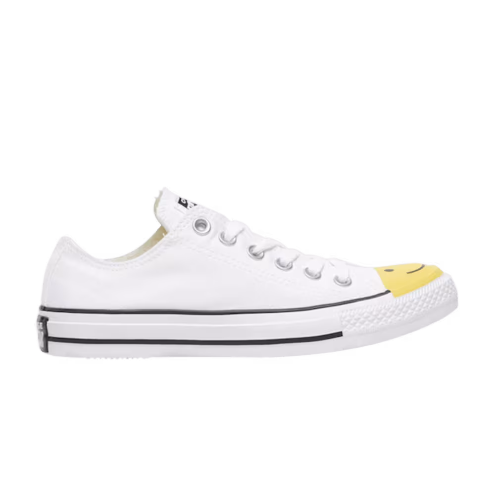 Converse Chuck Taylor All Star Low Smiley Face