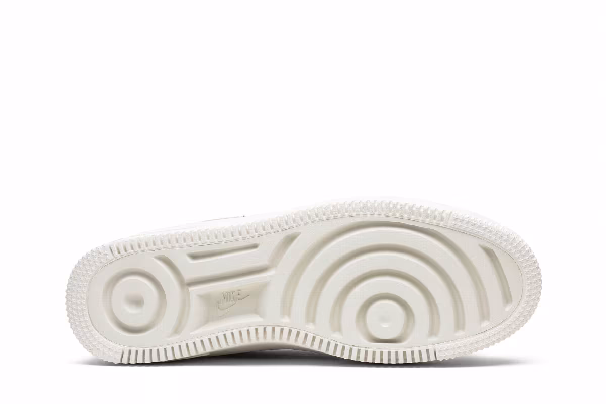 Nike Women's Air Force 1 Sage Low Particle Beige, view 5