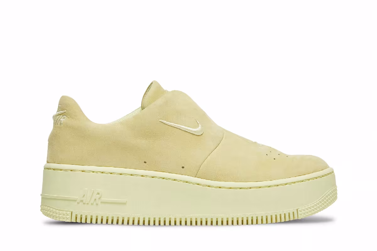 Nike Women's Air Force 1 Sage XX, view 2