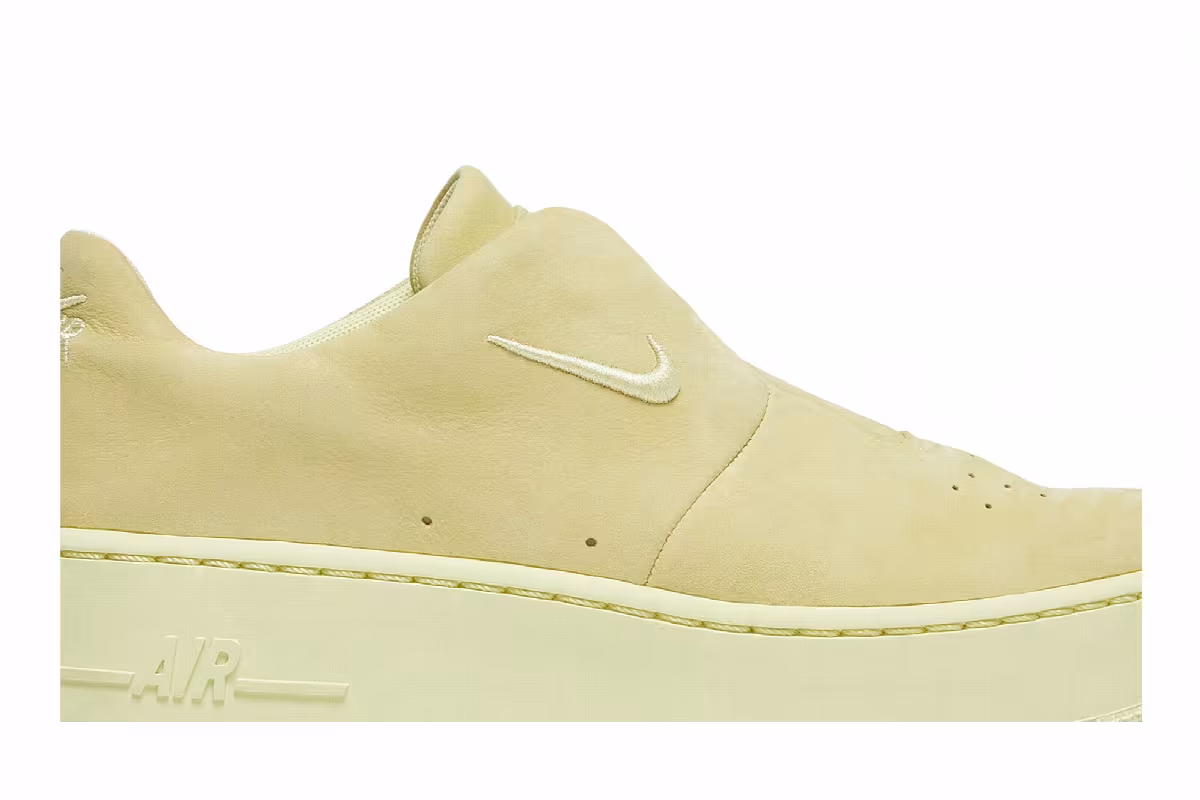 Nike Women's Air Force 1 Sage XX, view 3