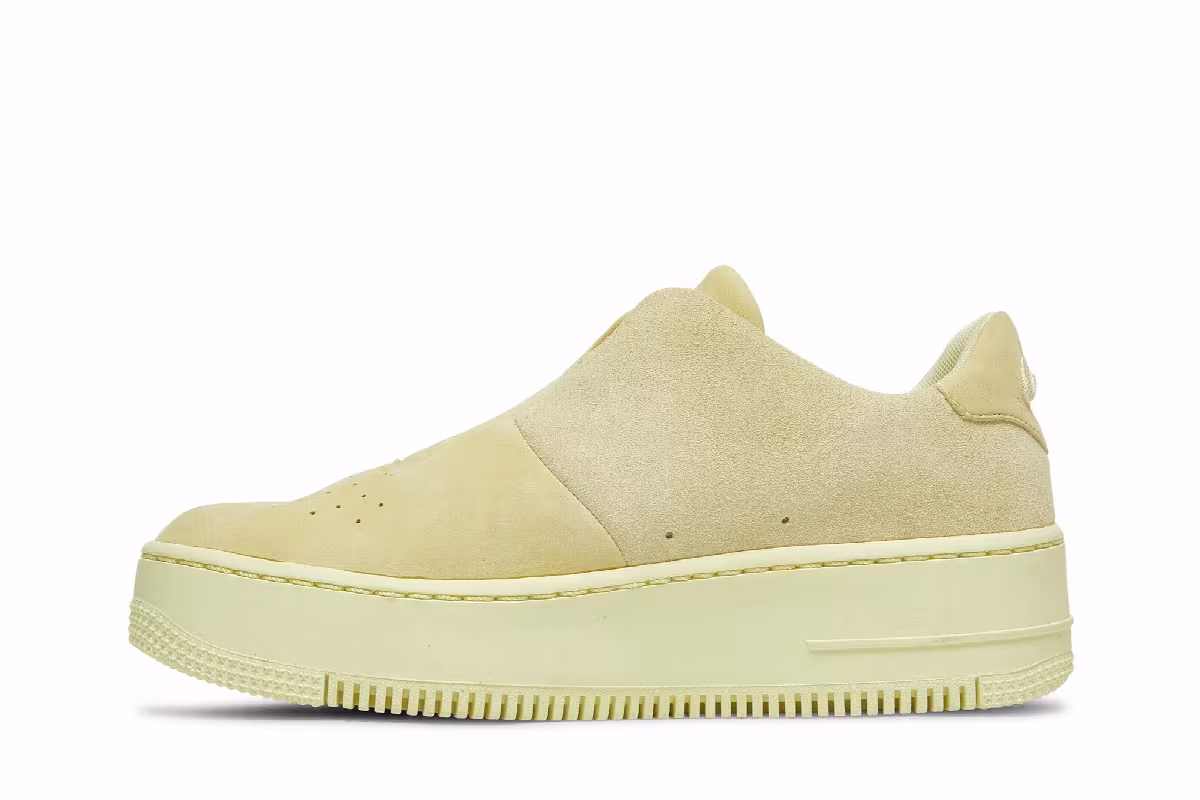 Nike Women's Air Force 1 Sage XX, view 4