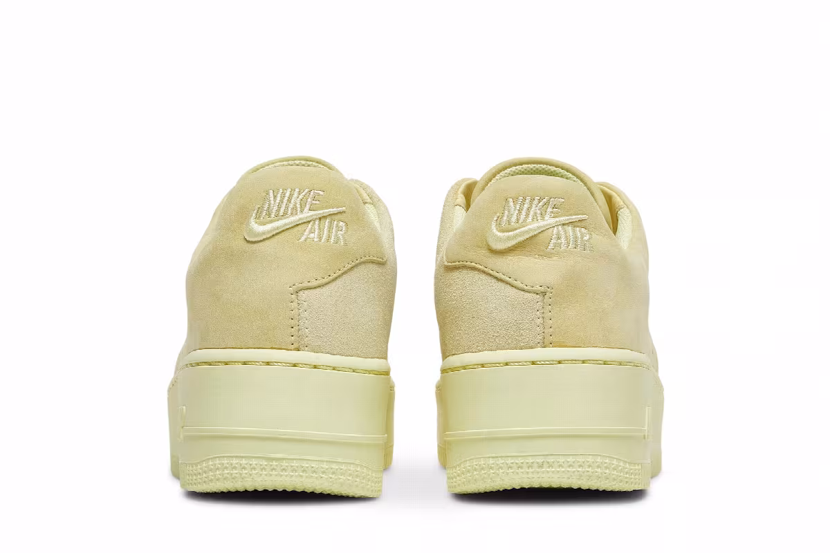 Nike Women's Air Force 1 Sage XX, view 7