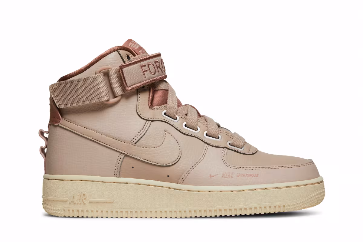 Nike Women's Air Force 1 High Utility Pink, view 2