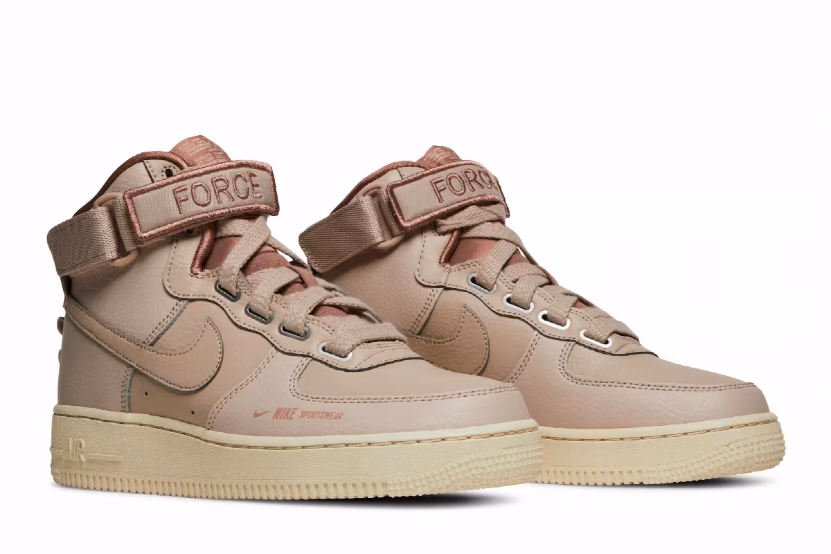 Nike Women's Air Force 1 High Utility Pink, view 9