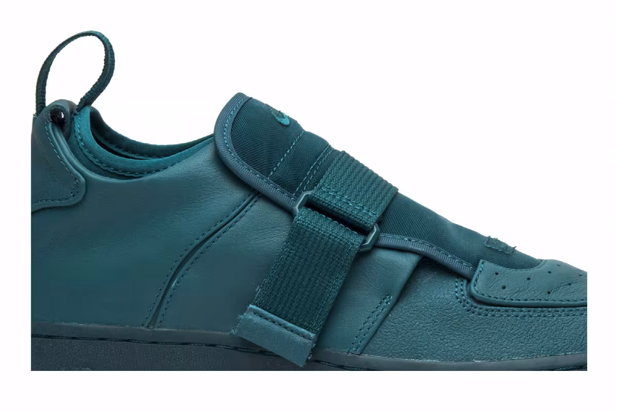Nike Women's Air Force 1 Explorer XX, view 3
