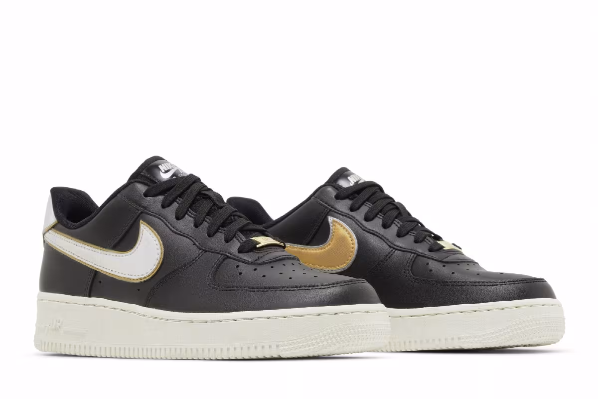 Nike Women's Air Force 1 Low Metallic Platinum, view 9