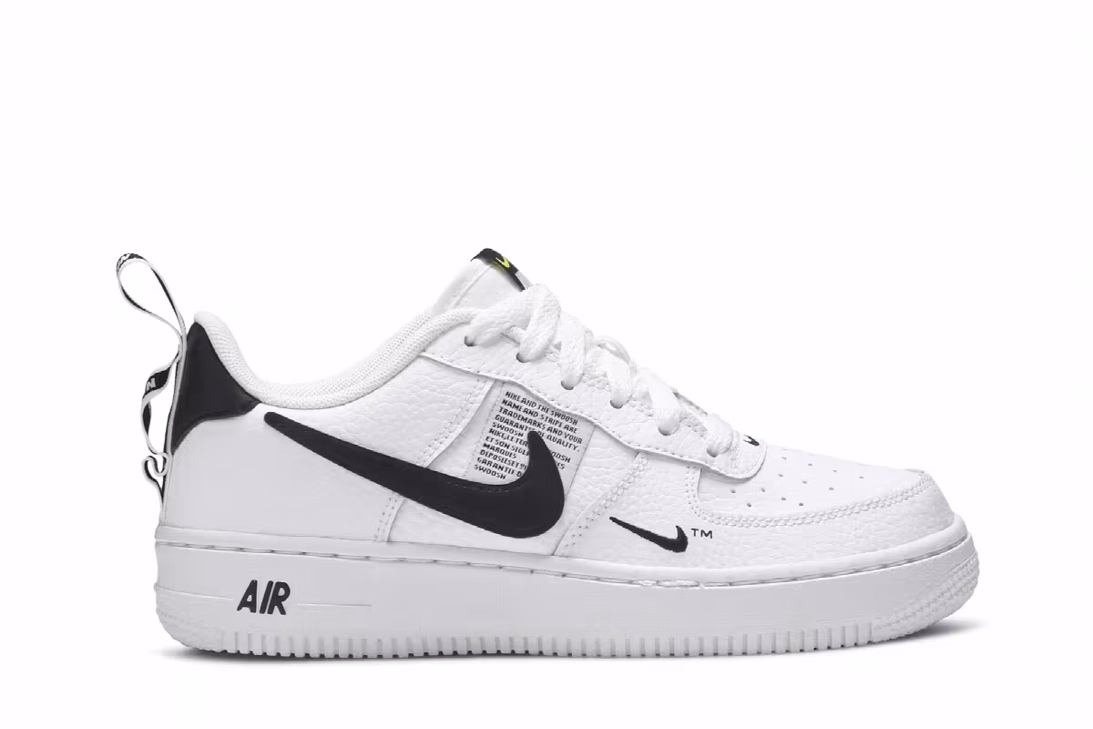 Nike Air Force 1 LV8 Utility GS Overbranding, view 2
