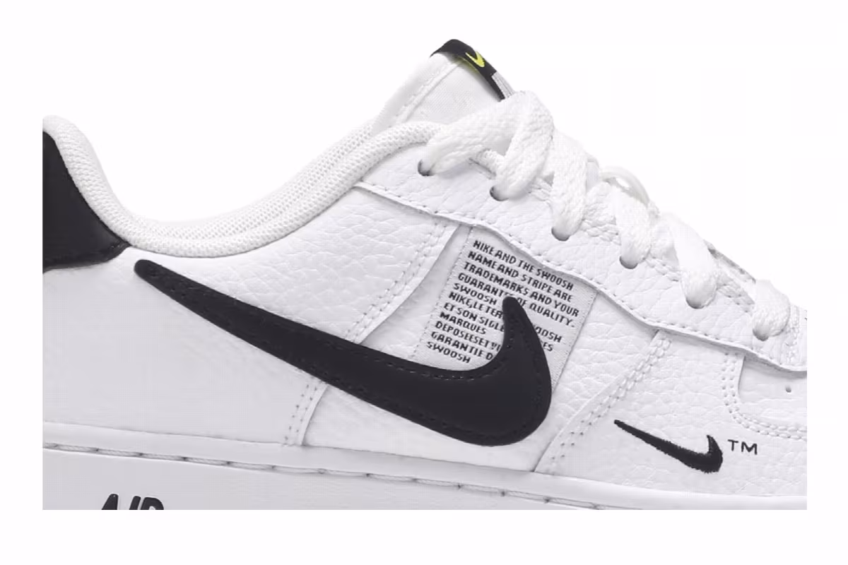 Nike Air Force 1 LV8 Utility GS Overbranding, view 3