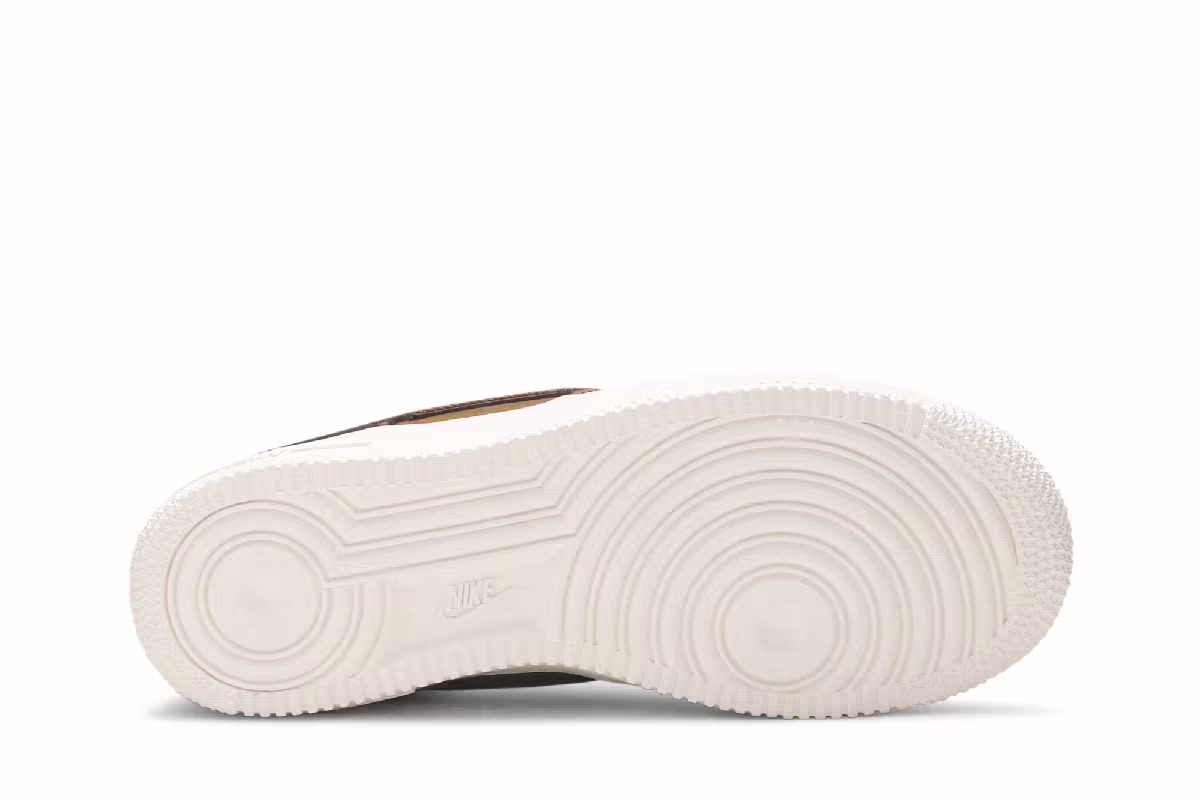 Nike Carhartt WIP x Air Force 1 Low GS Ale Brown, view 5