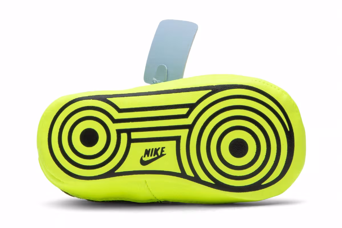 Off-White x Nike Air Force 1 Low CB Volt, view 5