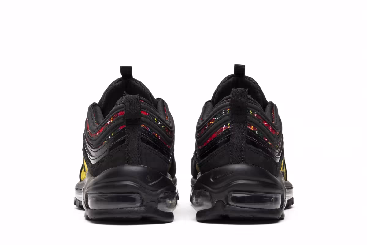 Nike Women's Air Max 97 SE Tartan, view 7