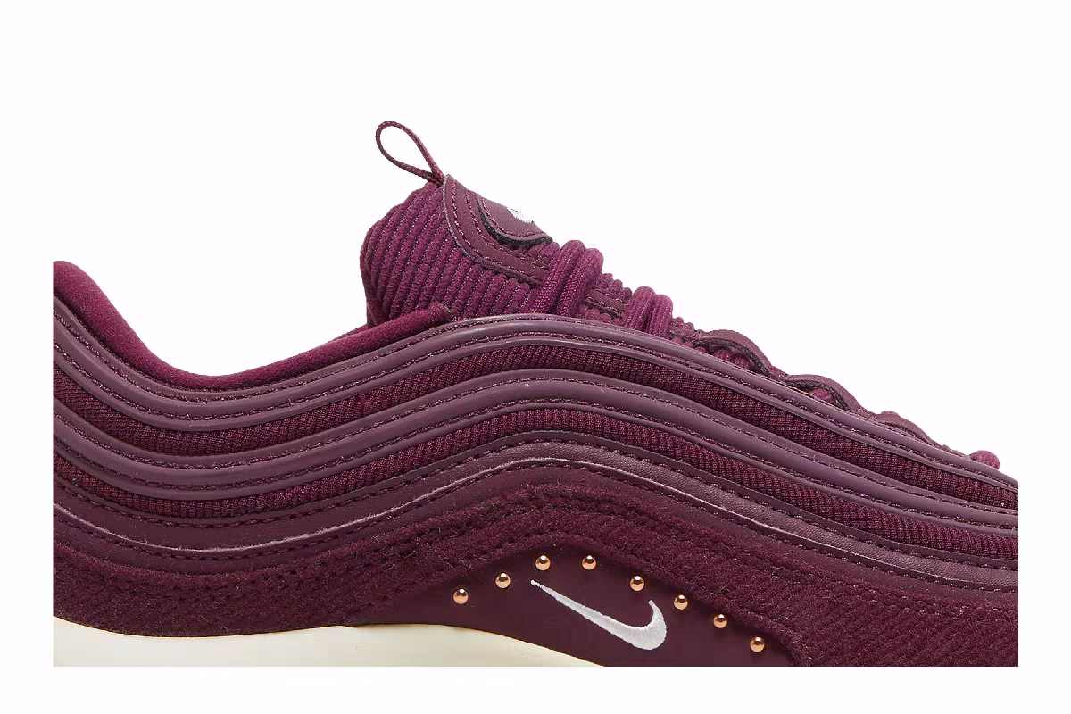 Nike Women's Air Max 97 Corduroy, view 3