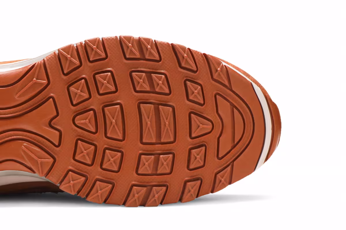 Nike Women's Air Max 97 SE Dark Russet, view 6