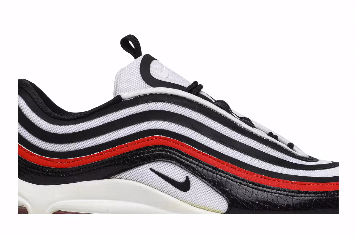 Nike Women's Air Max 97 Ultra ’17 SE Chicago Bulls, view 3