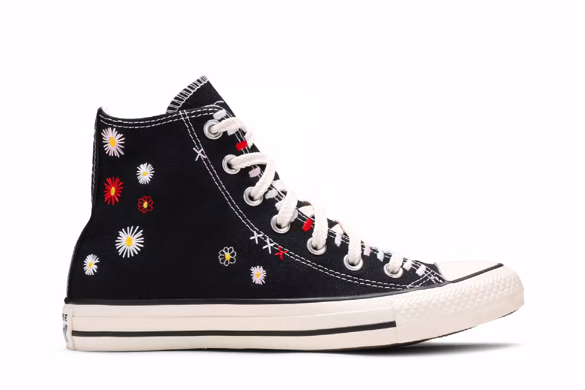 Converse Women's Chuck Taylor All Star High Daisy Embroidery - Black, view 2