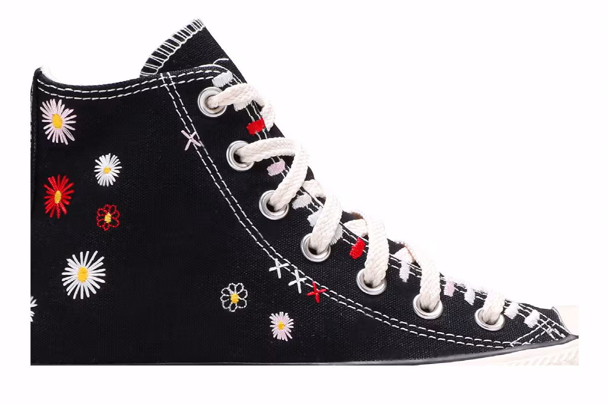 Converse Women's Chuck Taylor All Star High Daisy Embroidery - Black, view 3