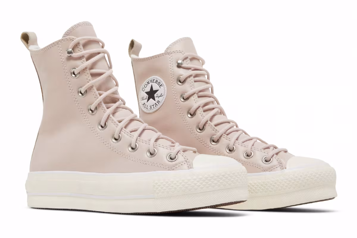 Converse Women's Chuck Taylor All Star Extra-High Platform Mountain Club - Silt Red, view 9