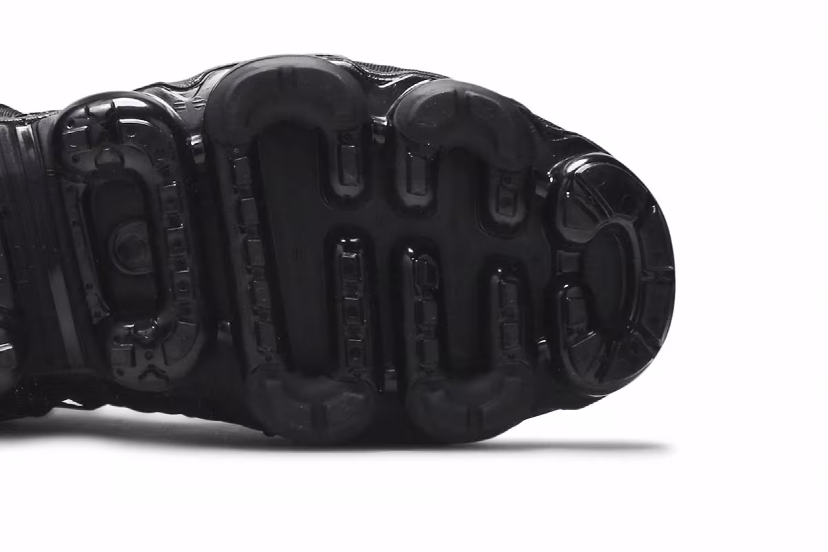 Nike Air VaporMax Run Utility Black, view 6