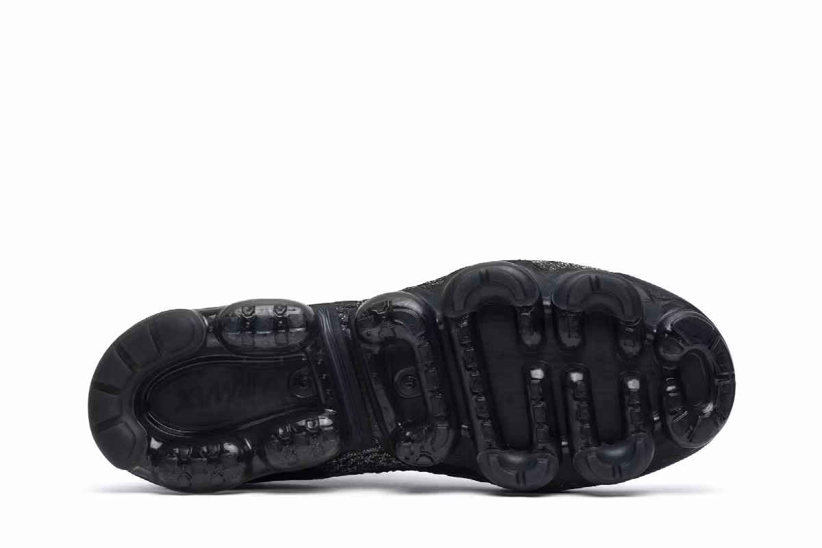 Nike Air VaporMax Flyknit 2 Black, view 5