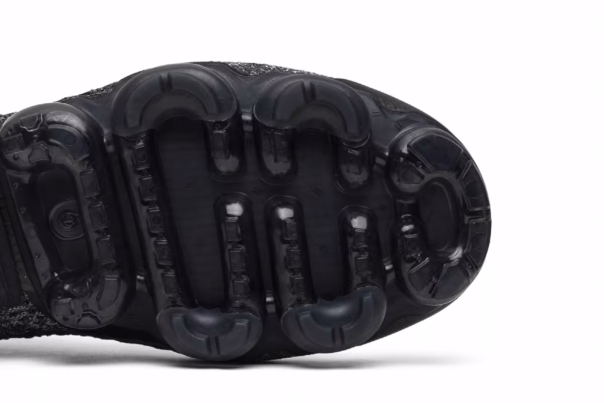 Nike Air VaporMax Flyknit 2 Black, view 6