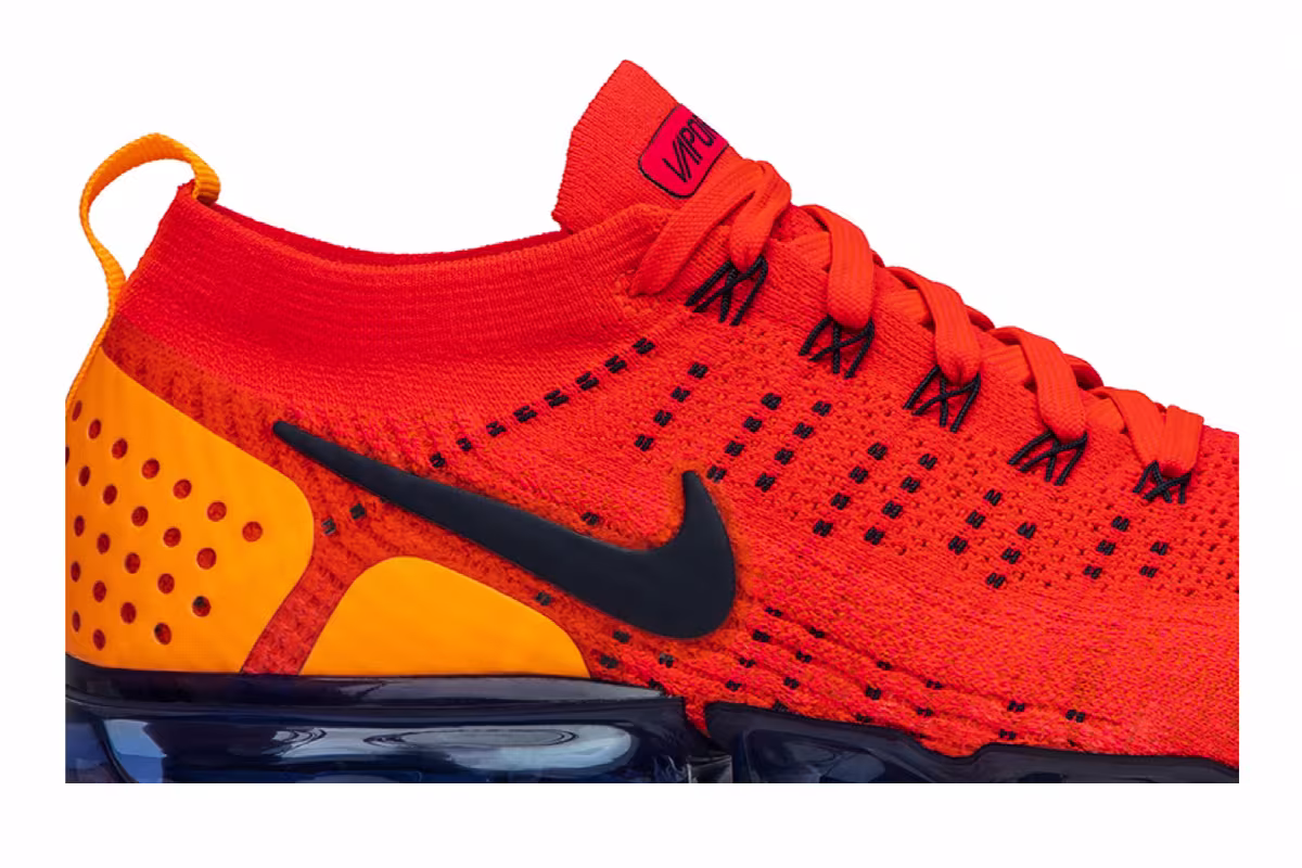 Nike Air VaporMax 2 Flyknit Red Orbit, view 3