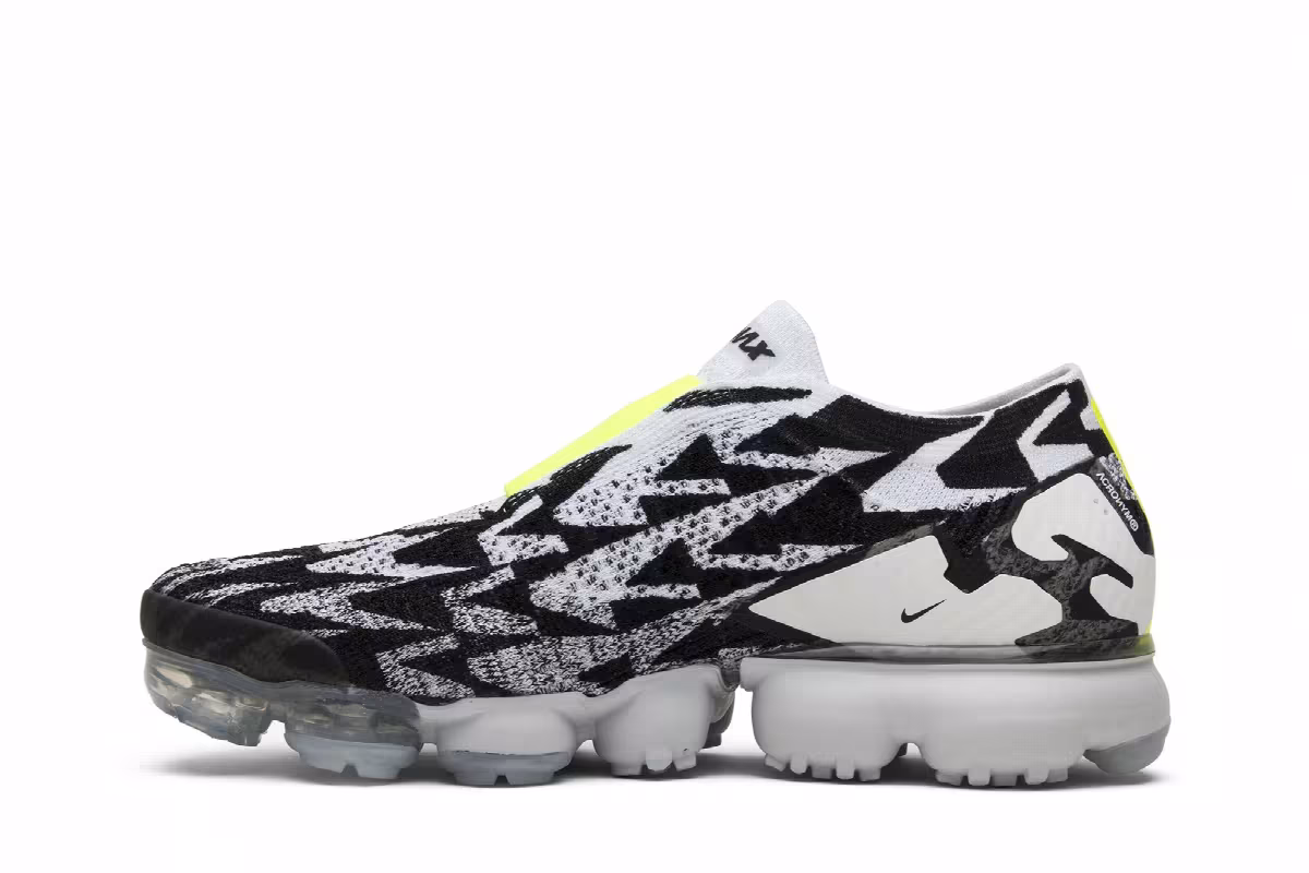 Acronym x Nike Air VaporMax Moc 2 Light Bone, view 4