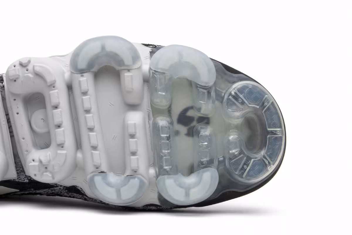 Acronym x Nike Air VaporMax Moc 2 Light Bone, view 6