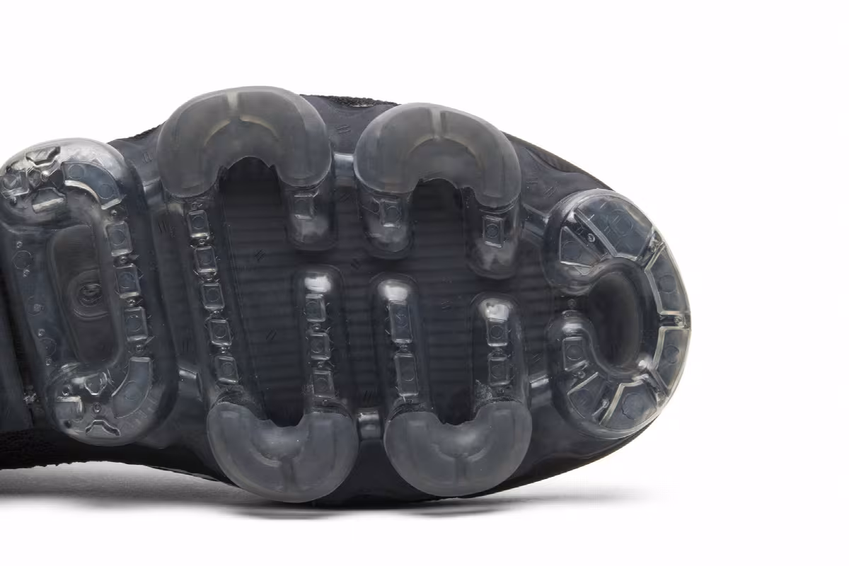 Nike Air VaporMax Flyknit 2 Black, view 6