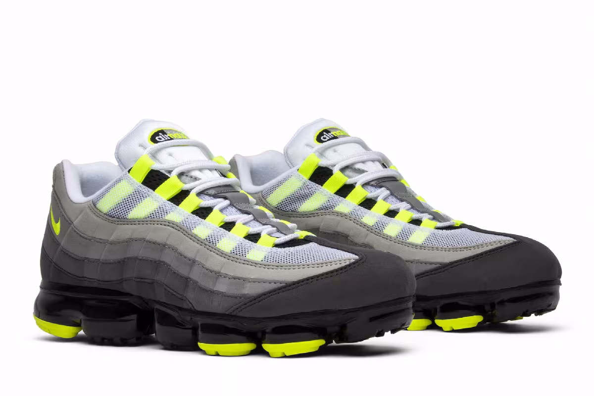 Nike Air VaporMax 95 Neon, view 9