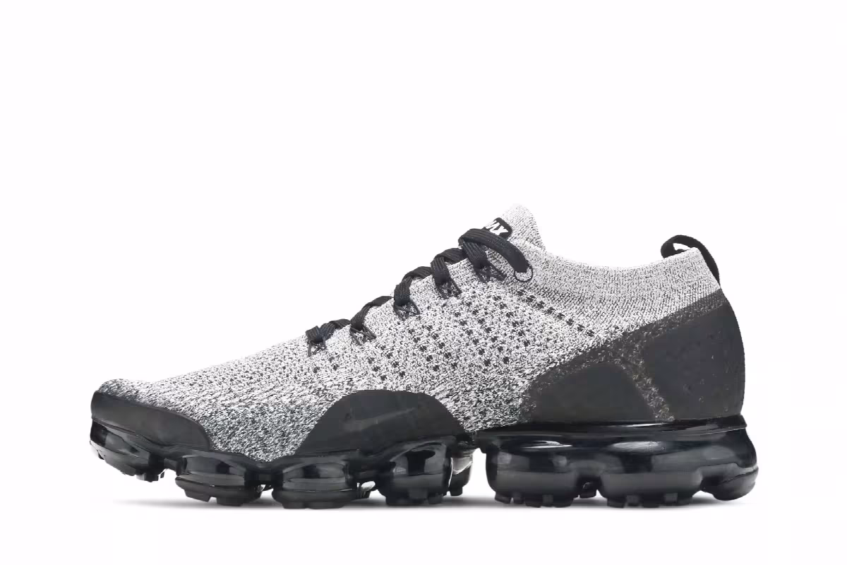 Nike Air VaporMax Flyknit 2 Cookies and Cream, view 4