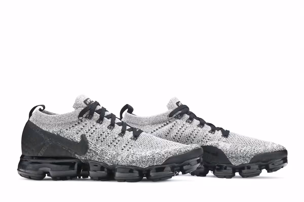 Nike Air VaporMax Flyknit 2 Cookies and Cream, view 9