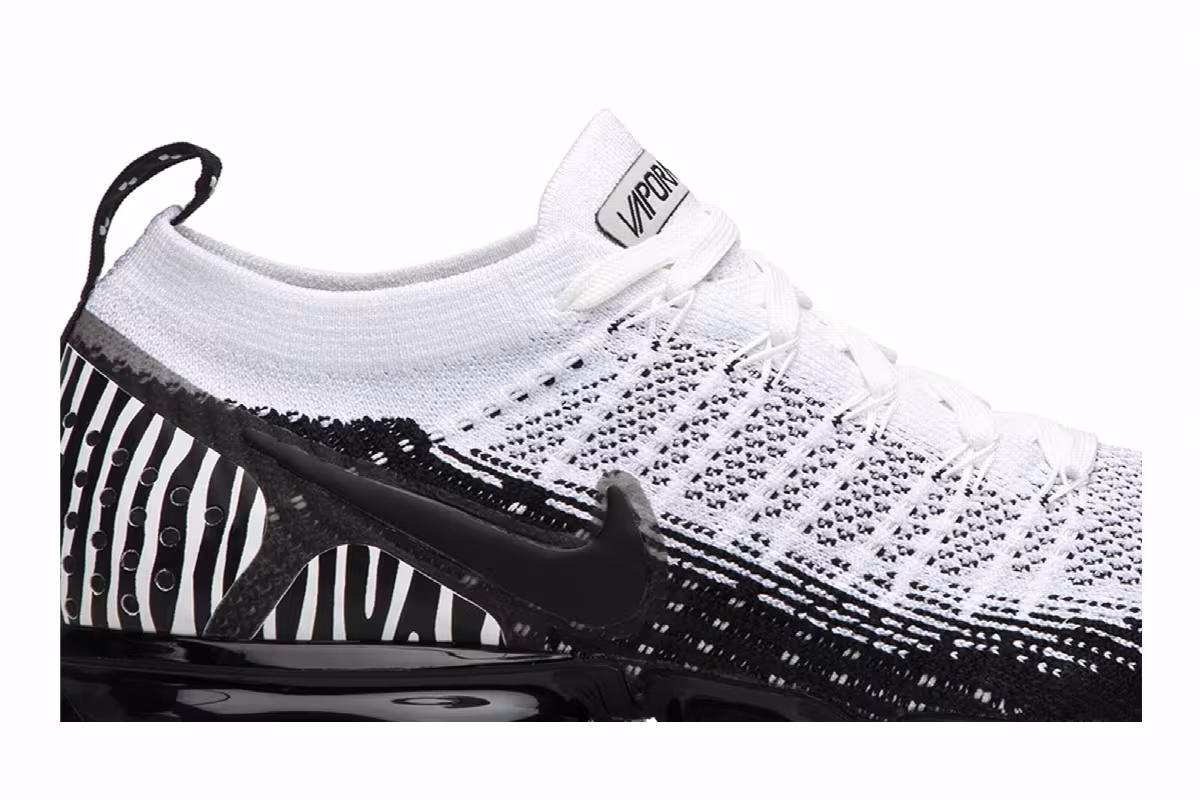Nike Air VaporMax Flyknit 2 Zebra, view 3
