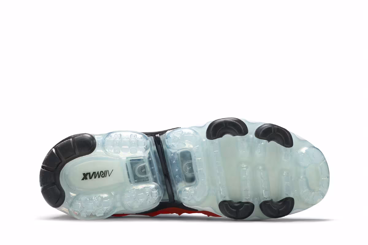 Nike Air VaporMax Plus Bright Crimson, view 5