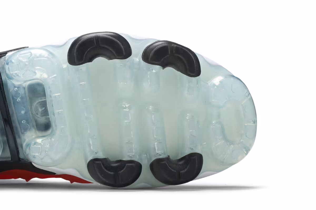 Nike Air VaporMax Plus Bright Crimson, view 6