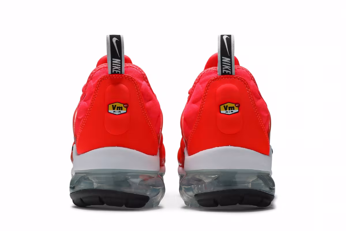 Nike Air VaporMax Plus Bright Crimson, view 7