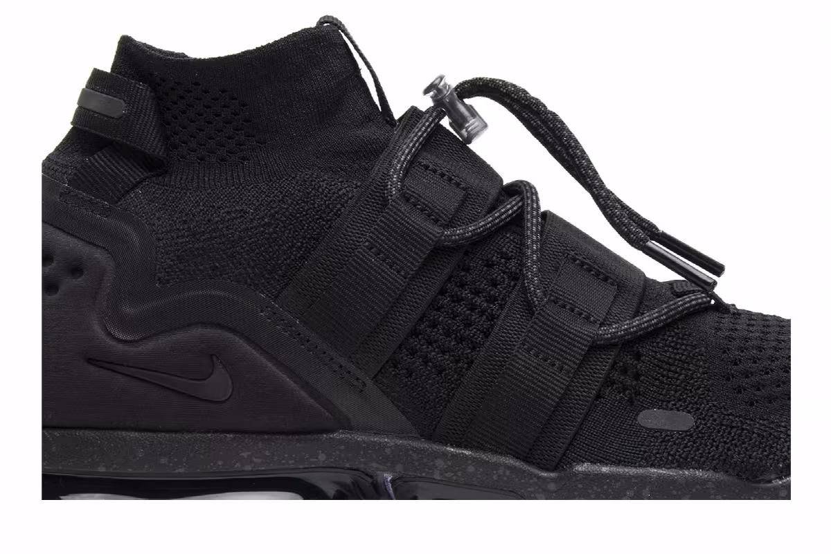 Nike Air VaporMax Utility Black, view 3