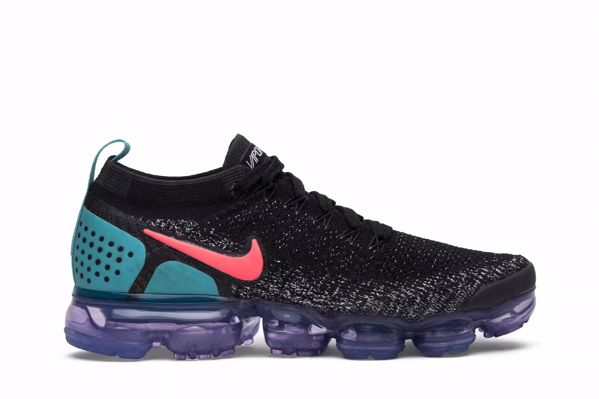 Nike Air VaporMax Flyknit 2 Hot Punch, view 2