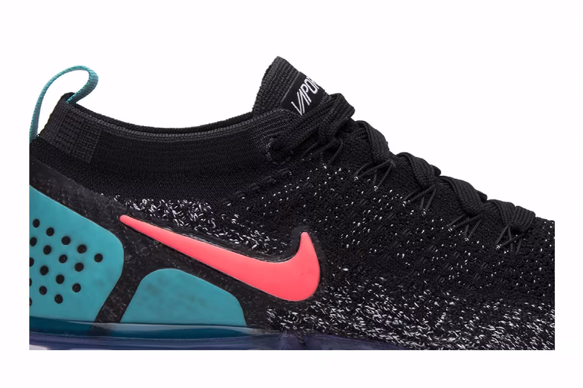 Nike Air VaporMax Flyknit 2 Hot Punch, view 3
