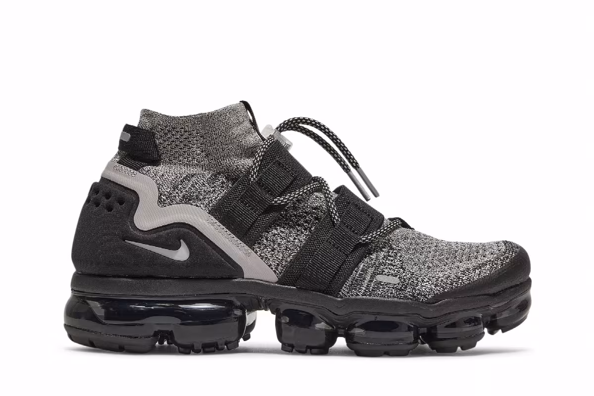 Nike Air VaporMax Flyknit Utility Oreo, view 2