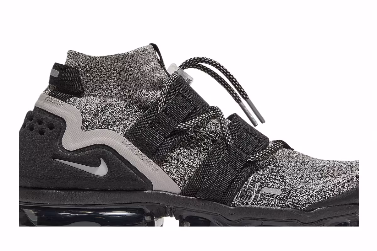 Nike Air VaporMax Flyknit Utility Oreo, view 3