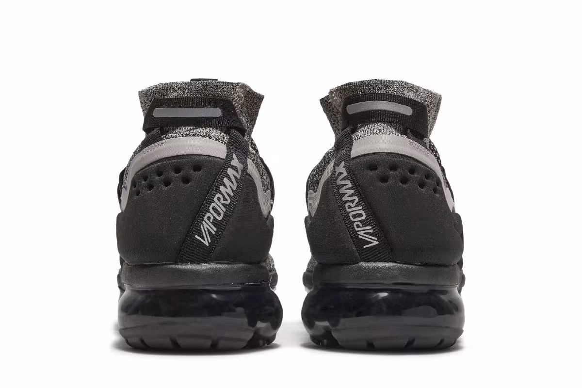 Nike Air VaporMax Flyknit Utility Oreo, view 7