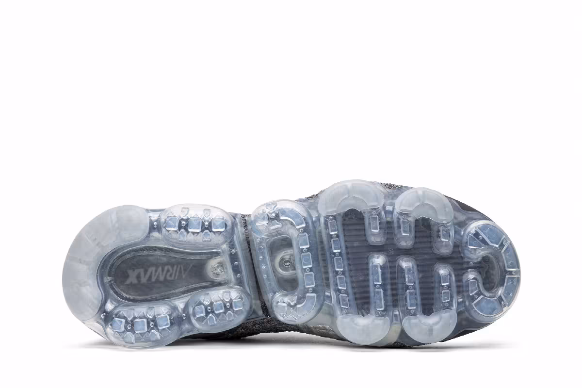 Nike Air VaporMax Flyknit 2 Chrome, view 5