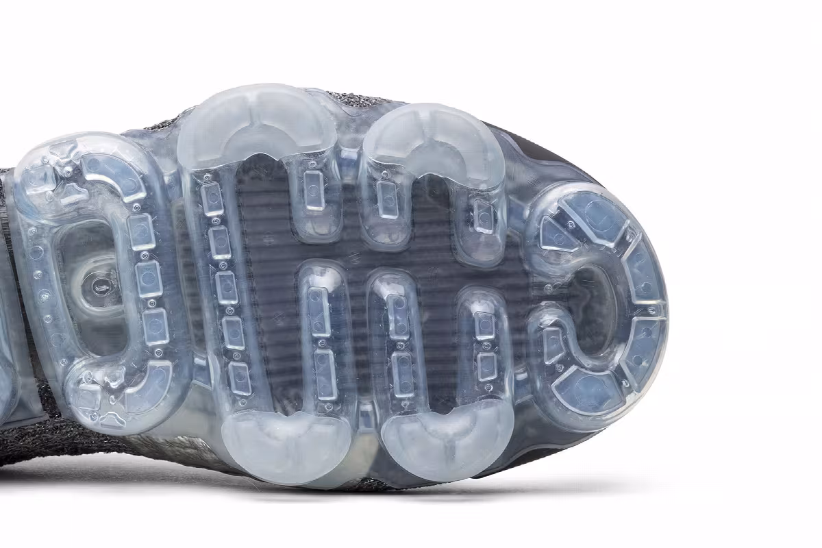 Nike Air VaporMax Flyknit 2 Chrome, view 6