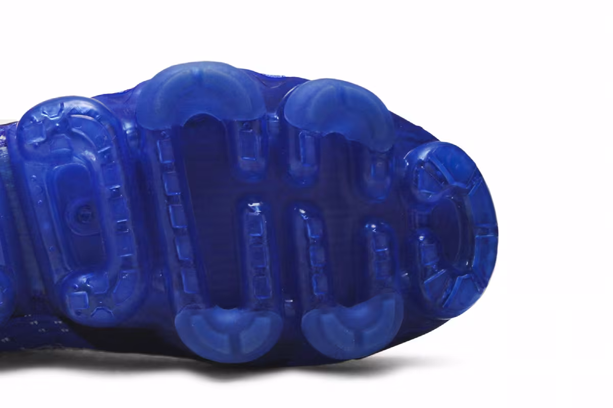 Nike Air VaporMax Flyknit 2 Racer Blue, view 6