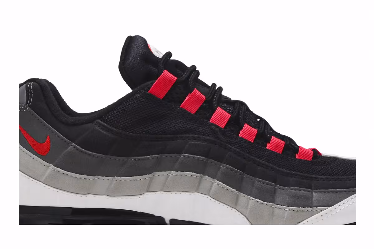 Nike Air VaporMax 95 Hot Red, view 3