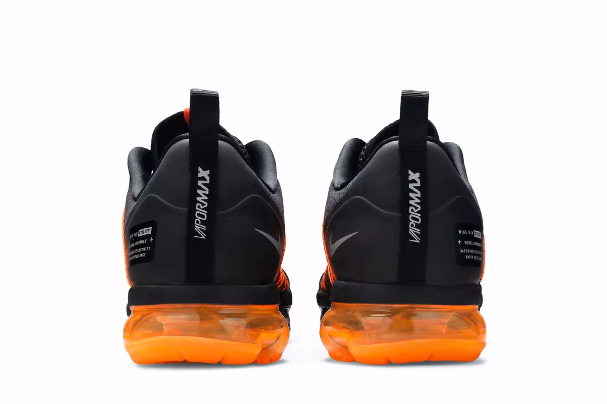 Nike Air VaporMax Run Utility Black Orange, view 7