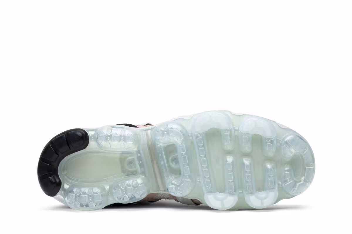 Nike Air VaporMax Flyknit Utility Light Bone, view 5