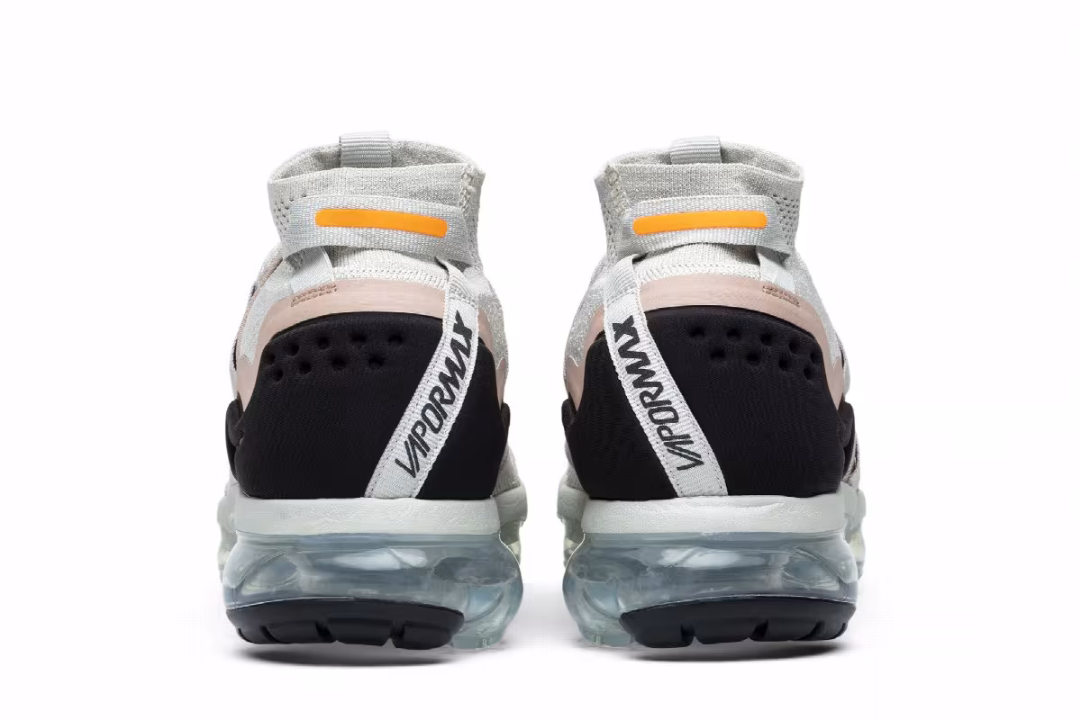 Nike Air VaporMax Flyknit Utility Light Bone, view 7