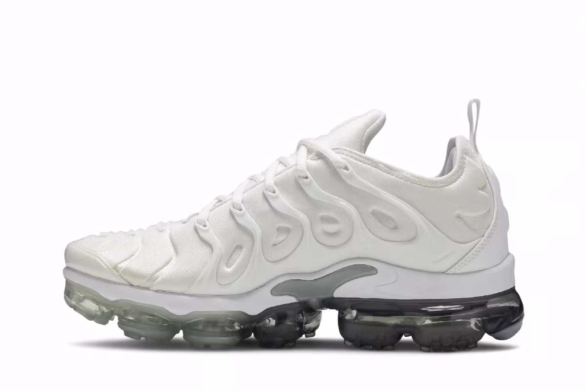 Nike Air VaporMax Plus Wolf Grey, view 4