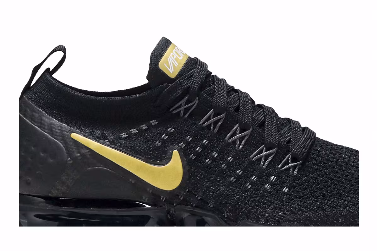 Nike Women's Air VaporMax Flyknit 2 Metallic Gold, view 3